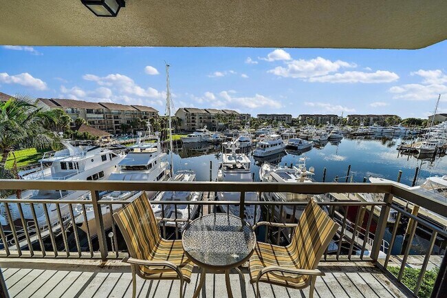 Building Photo - 2601 Marina Isle Way