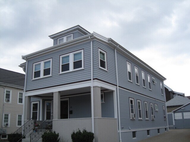 Building Photo - 20 Union St