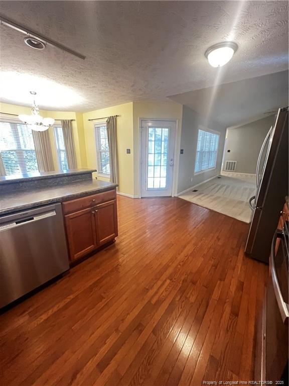 Building Photo - 208 Wood Run