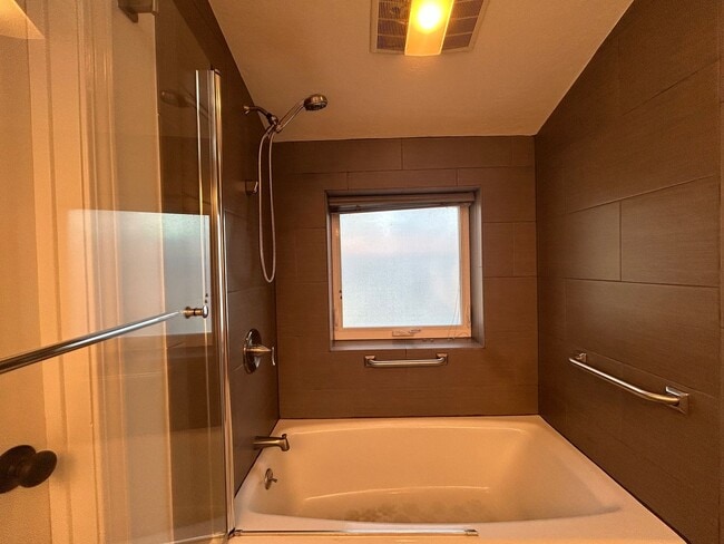 Building Photo - Idyllic Loft-Style Townhome Near Downtown Lafayette with Private Patios & Top Schools