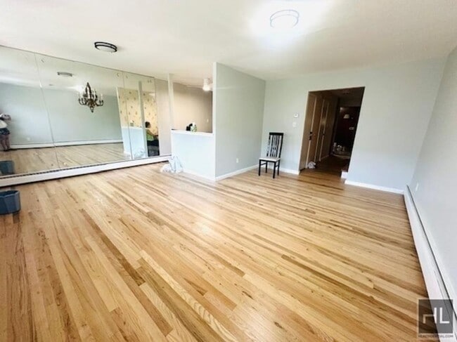 Building Photo - 4 bedroom in BROOKLYN NY 11236