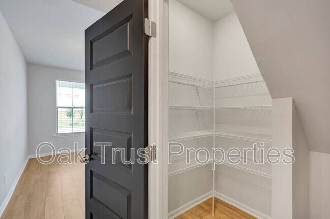Building Photo - 1063 Fitzgerald Ct