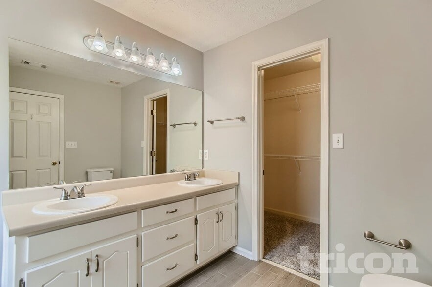 Building Photo - 1291 Ohara Dr