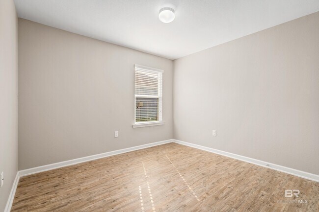 Building Photo - 17290 Harding Dr