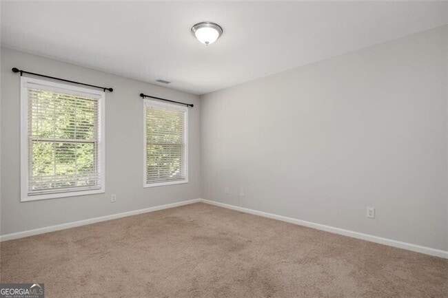 Building Photo - 4220 Hunters Green Way NE