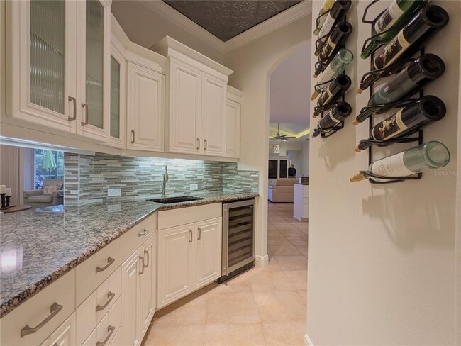 Building Photo - 7460 Paurotis Ct