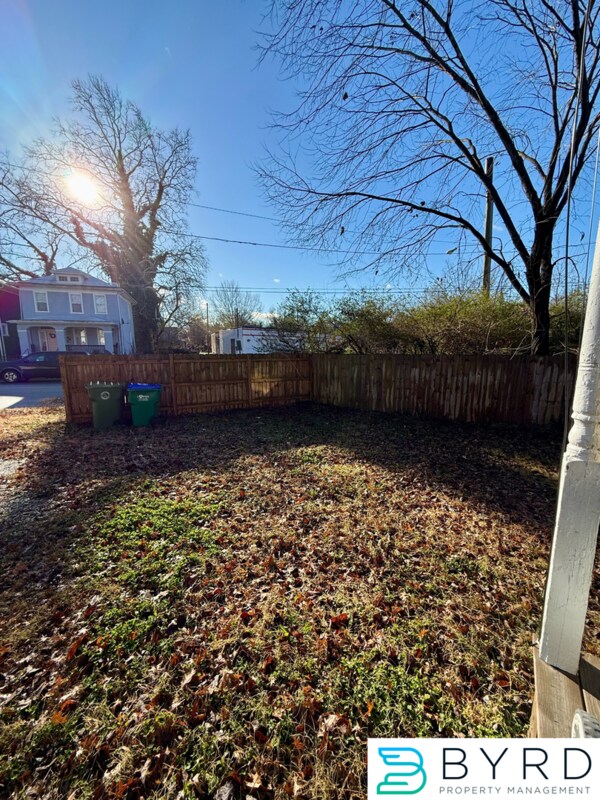 Building Photo - 3007 3rd Ave