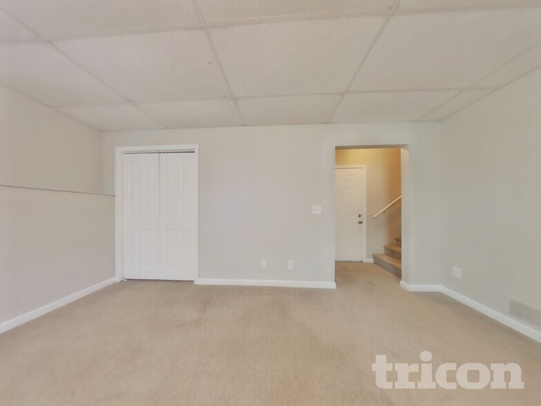 Building Photo - 1394 Winndale Rd