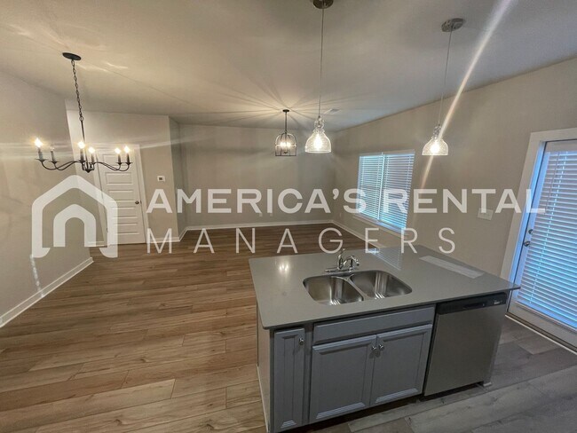 Building Photo - Home for Rent in Weaver, AL!!! COMING SOON!