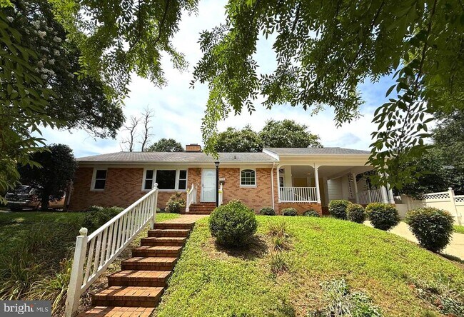 Building Photo - 1614 Littlepage St