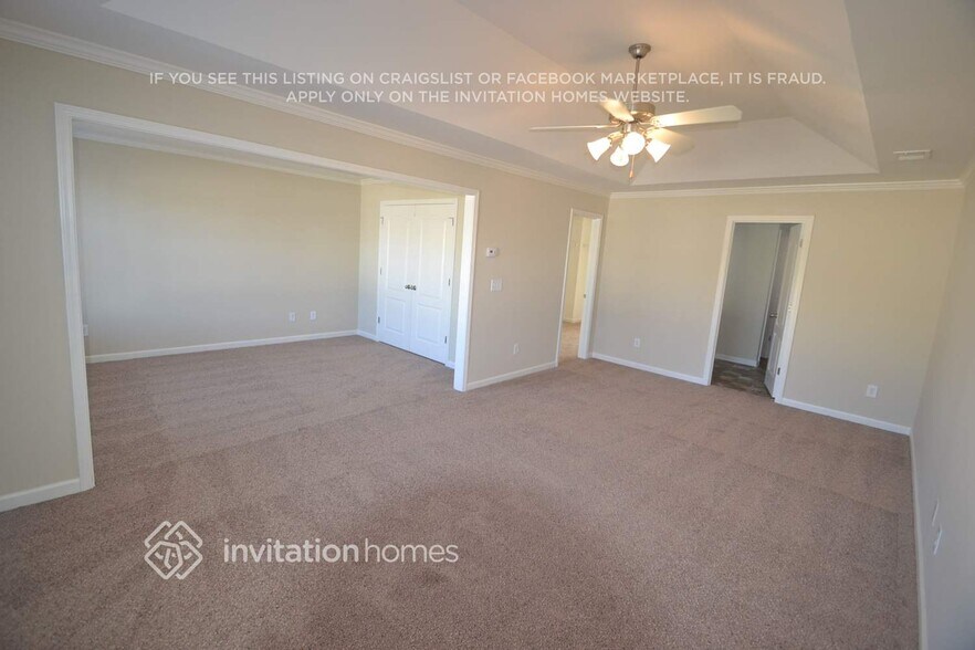 Building Photo - 706 Capri Ridge