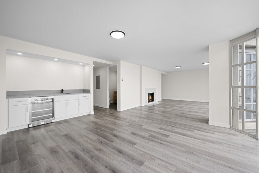 Building Photo - 1255 California St