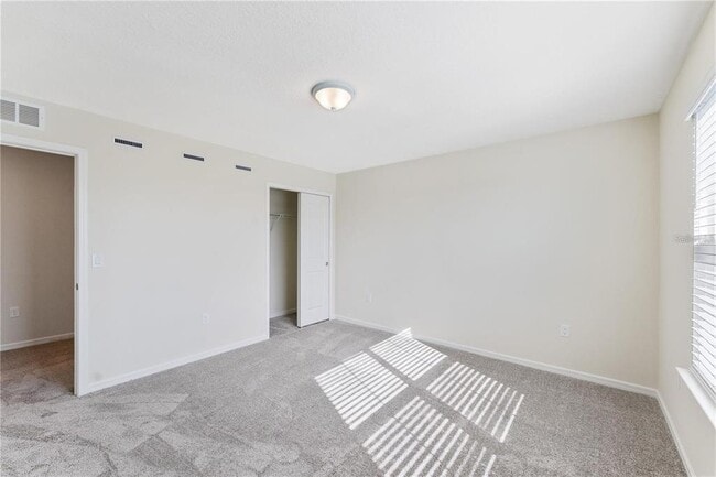 Building Photo - 2326 Vision St