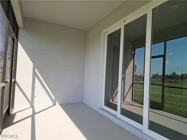 Building Photo - 20465 Copperhead Dr