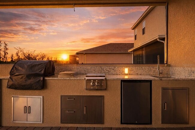 Building Photo - 32558 Tree of Life Ave