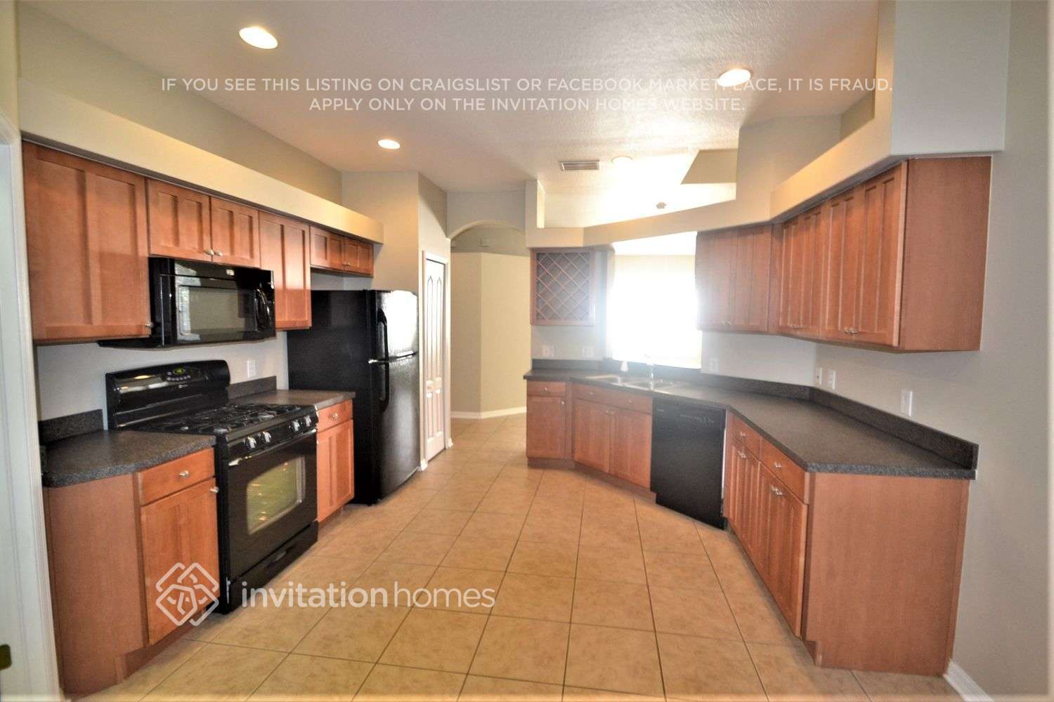 Building Photo - 20016 Heritage Point Dr