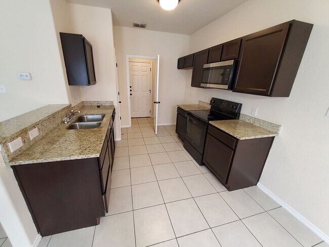 Building Photo - 8712 Vista De Nubes