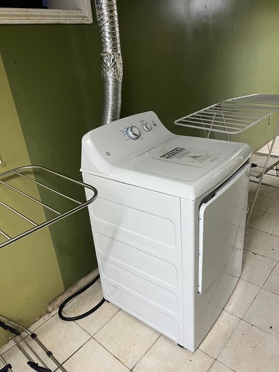 Building Photo - 63 Marshfield St