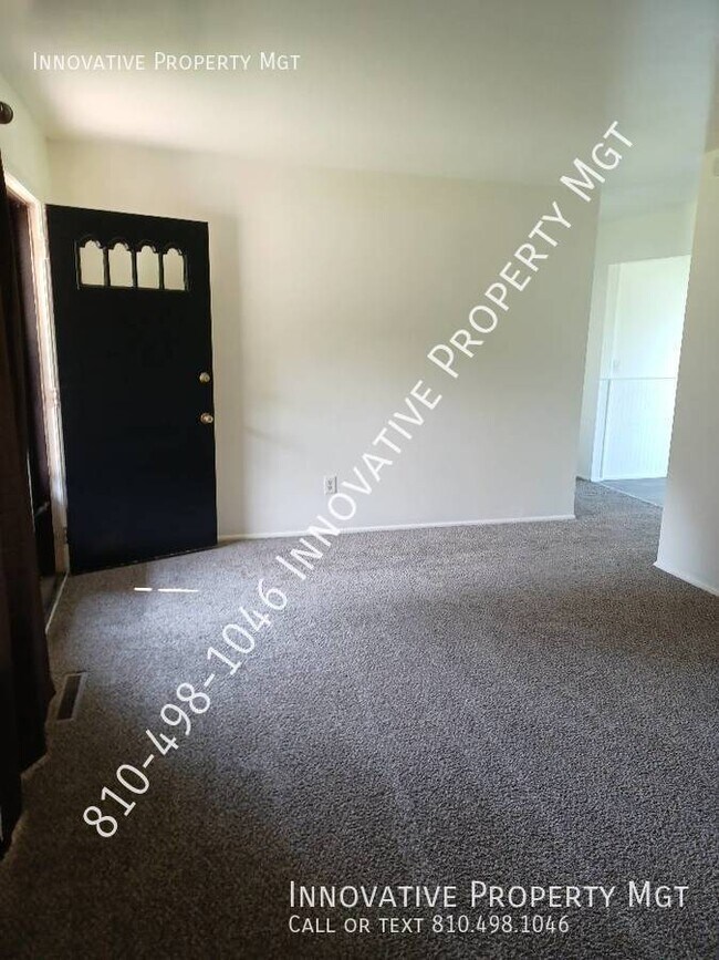 Building Photo - Beautiful 3 bedroom, 1 bath, desirable are...