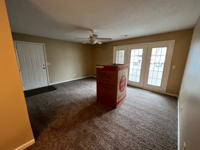 Building Photo - 2624 Guyer St