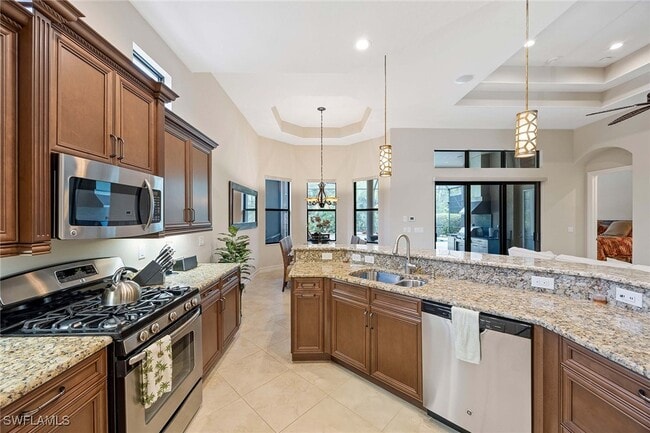 Building Photo - 6255 Brunello Ln