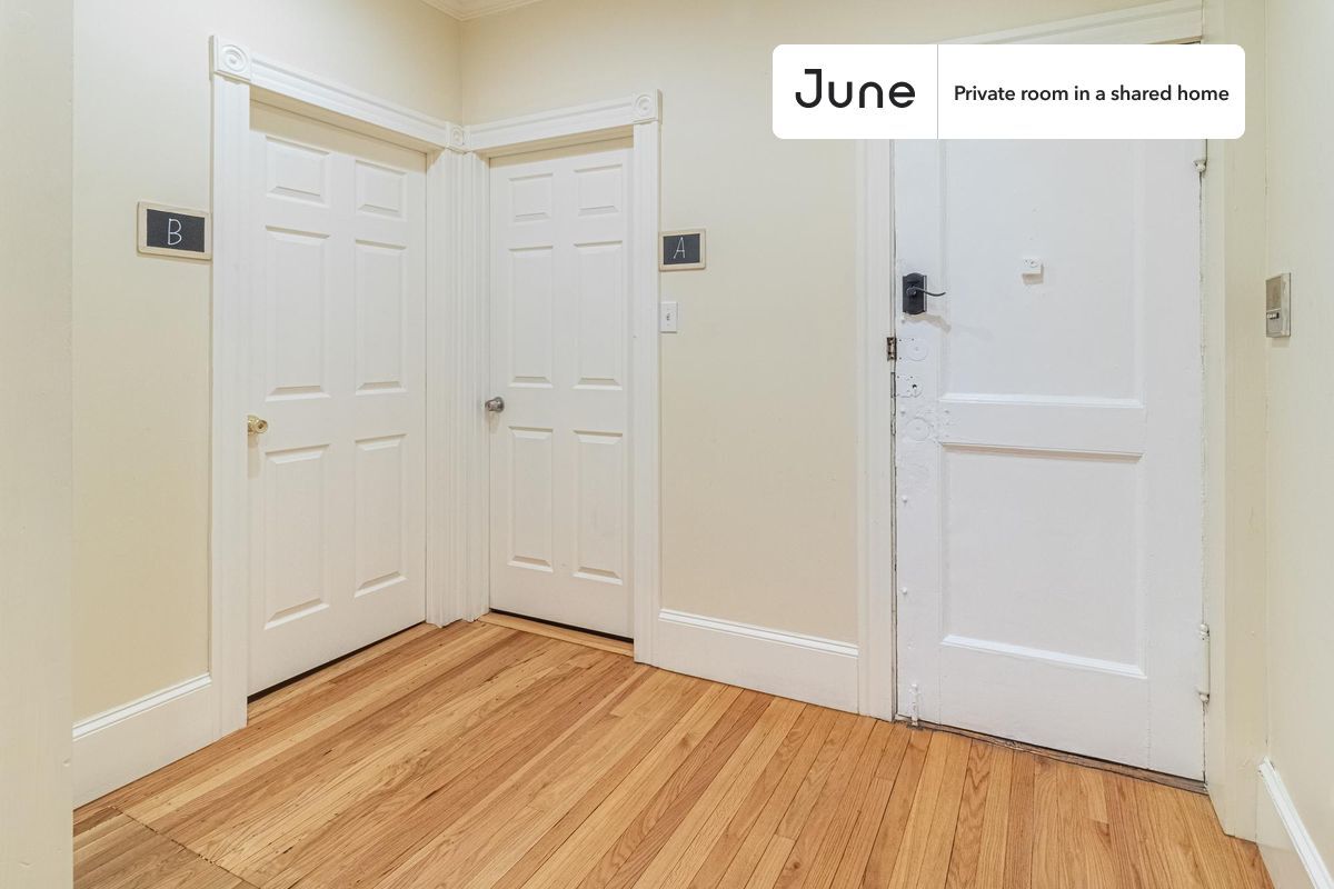 Building Photo - Room in Shared 5 bed/2 bath home in Brighton