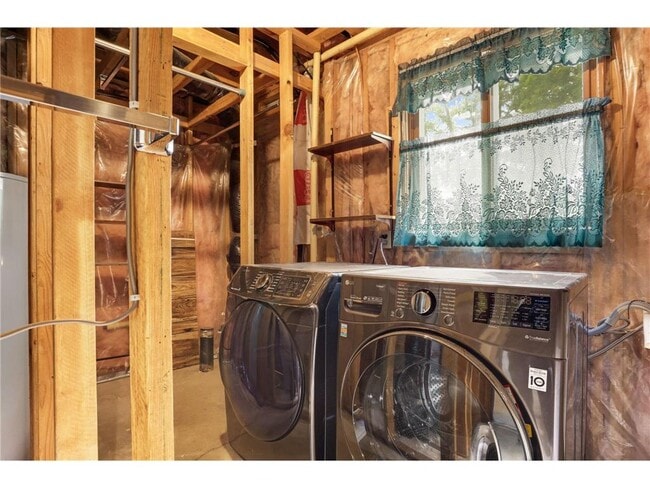 Building Photo - 8616 Windward Cir