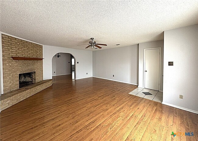 Building Photo - 3610 Bacon Ranch Rd