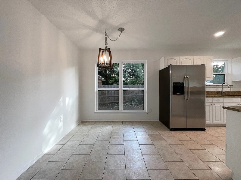 Building Photo - 2369 Laredo Ct