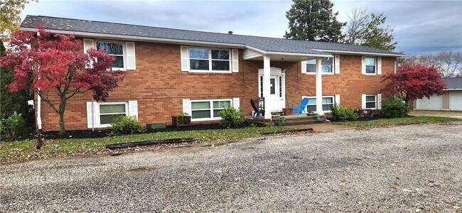 Building Photo - 204 Kennedy St