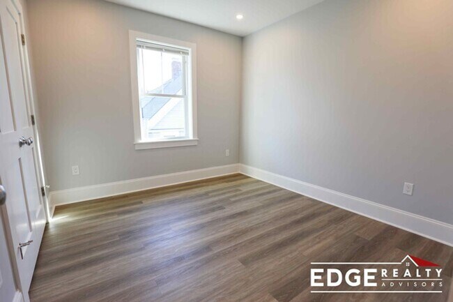 Building Photo - Allston 4 Bed Townhouse – 3 Bath – W/D in Unit – Parking – No Fee – 9/1