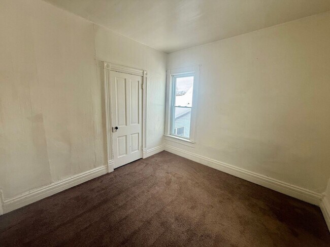 Building Photo - 111 N 3rd Ave