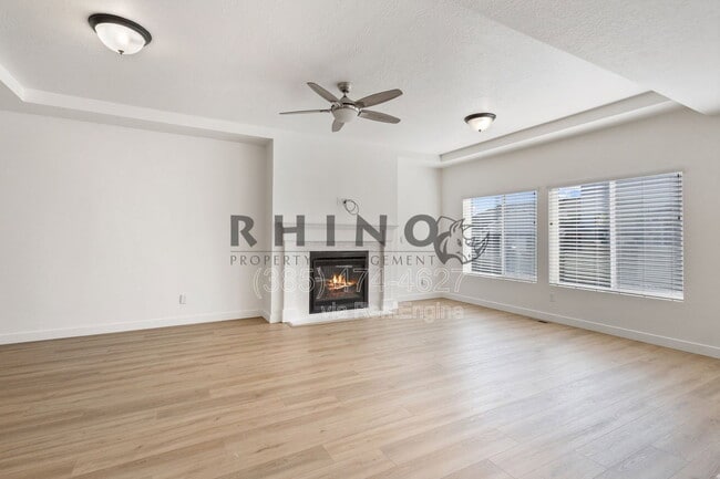 Building Photo - 14291 S Ashvale dr