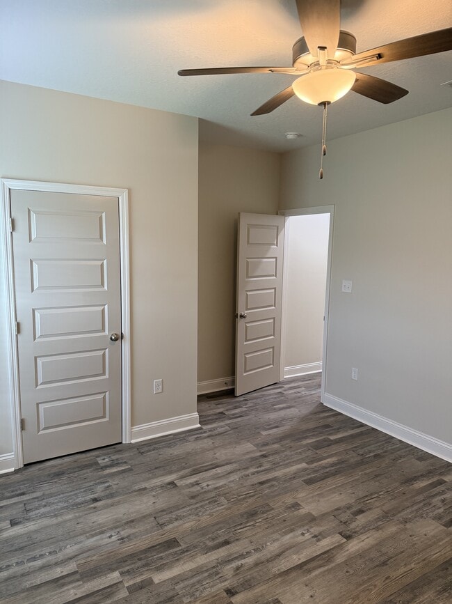 Building Photo - 3948 Lu Ln