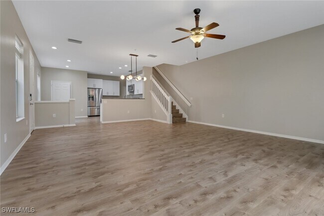 Building Photo - 815 Hampton Cir