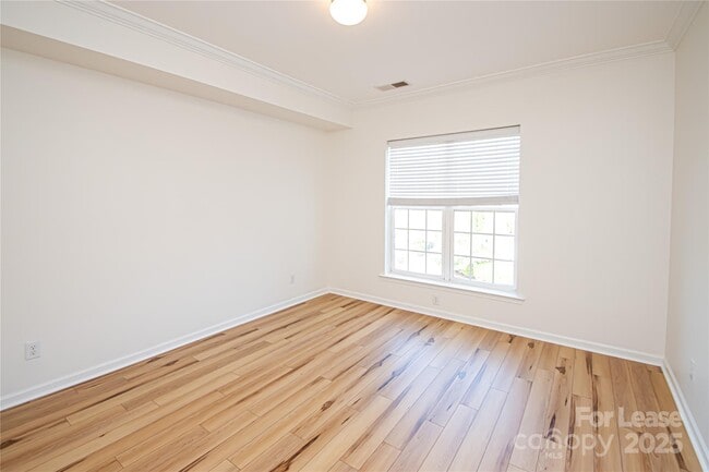 Building Photo - 14849 Santa Lucia Dr
