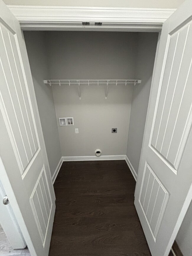 Building Photo - FOR RENT in Dothan, AL!!