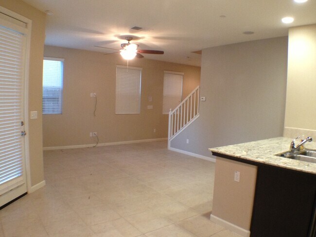 Building Photo - $2,300 Shepherd & Hwy 168, 3 Bedroom - N. ...