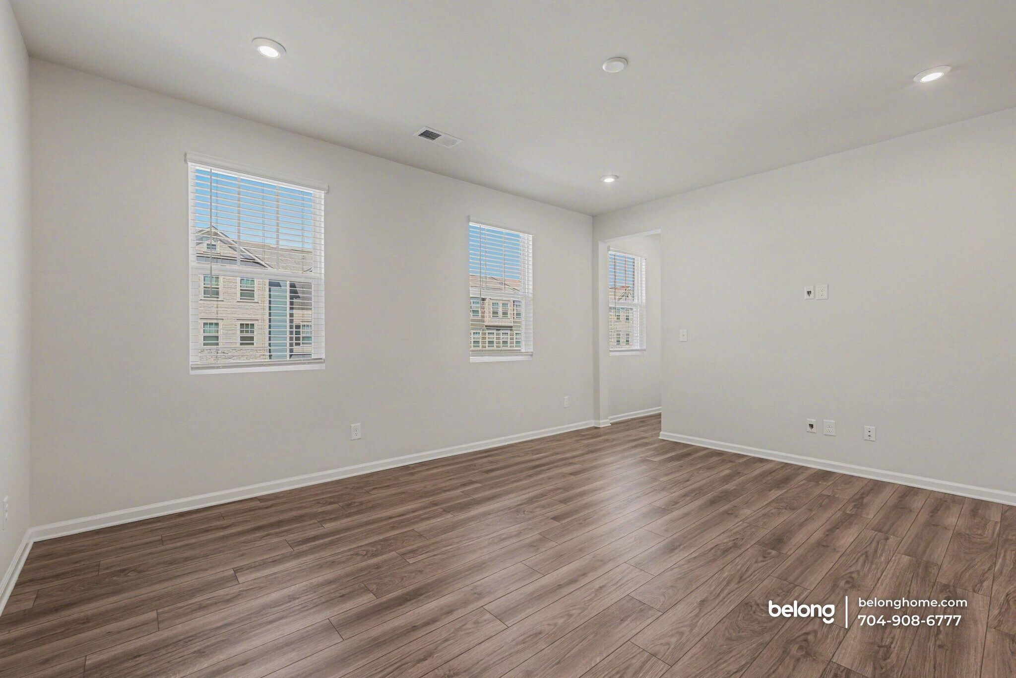 Building Photo - 416 Burr St