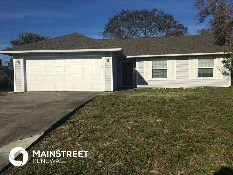 Building Photo - 2348 Ainsworth Ave