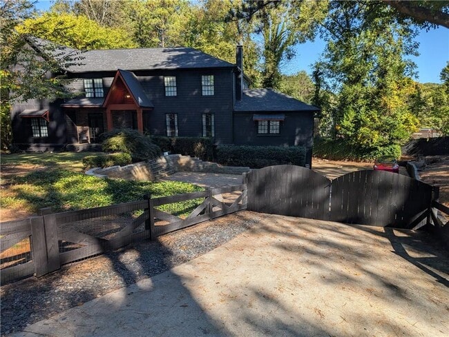 Building Photo - 1219 Moores Mill Rd NW