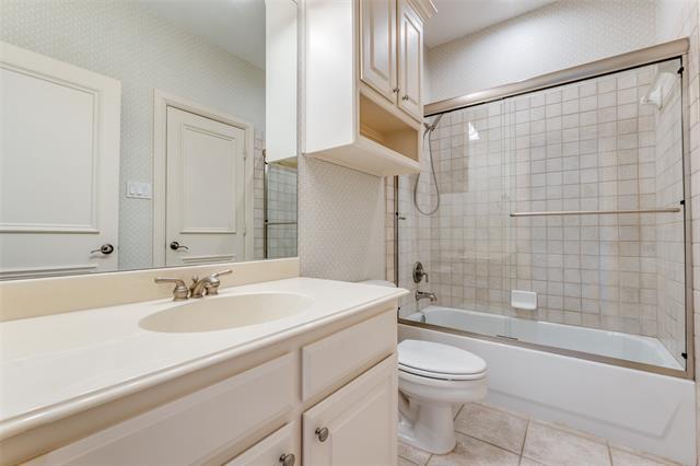 Building Photo - 13 Cochran Oaks Ln