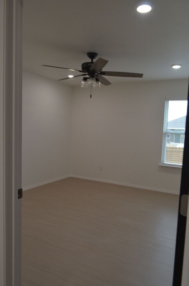 Building Photo - 1438 Walker Pl Blvd