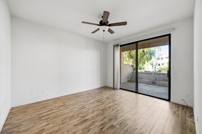 Building Photo - 11515 N 91st St