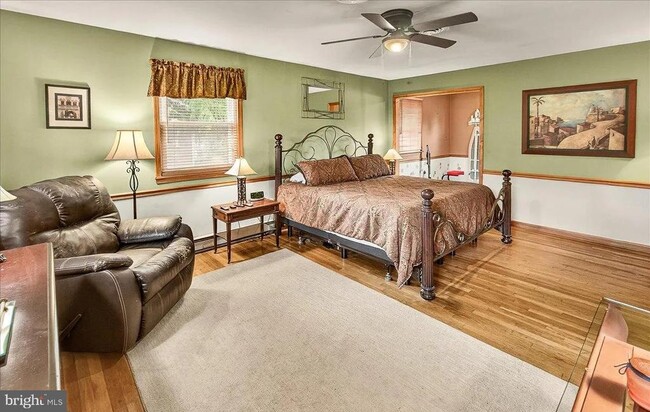 Building Photo - 7203 Peekskill Dr