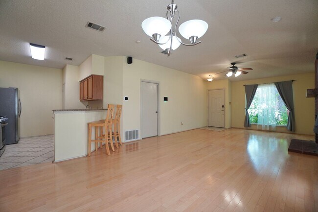 Building Photo - 14009 Conner Downs Dr