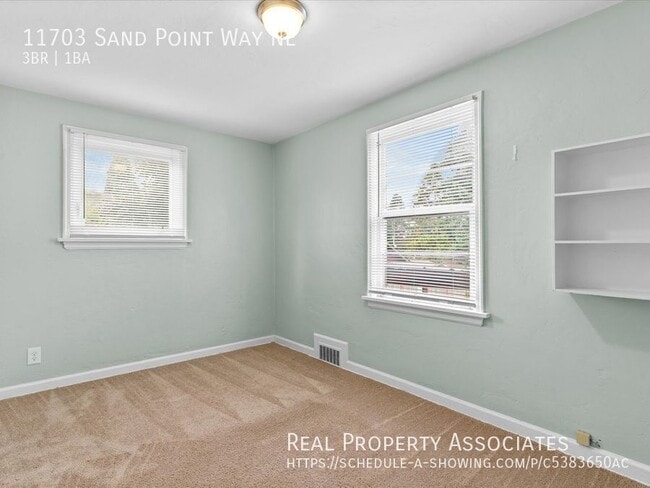 Building Photo - 11703 Sand Point Way NE