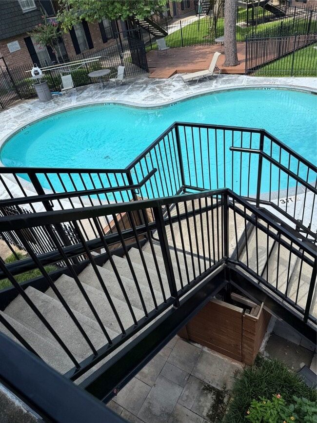 Building Photo - 9007 Gaylord Dr