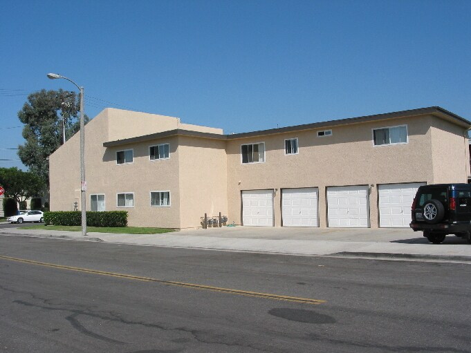 Primary Photo - 16852 Sims Ln
