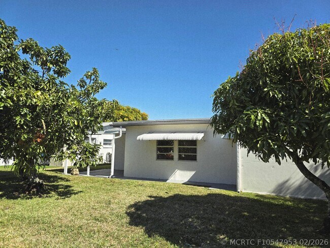Building Photo - 5713 NW 65th Terrace
